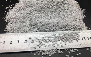 颗粒状融合精炼剂